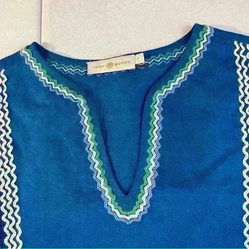 Tory Burch *Emilia* Tunic Size 2 Floral  Embroidered V-Neck Linen Top Shirt Blue